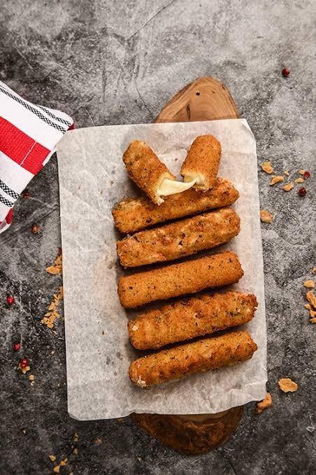 6 Cheese Sticks